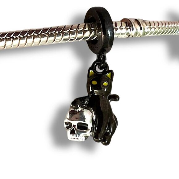Black Cat and Skull Halloween Pandora Compatible Charm - Picture 1 of 5
